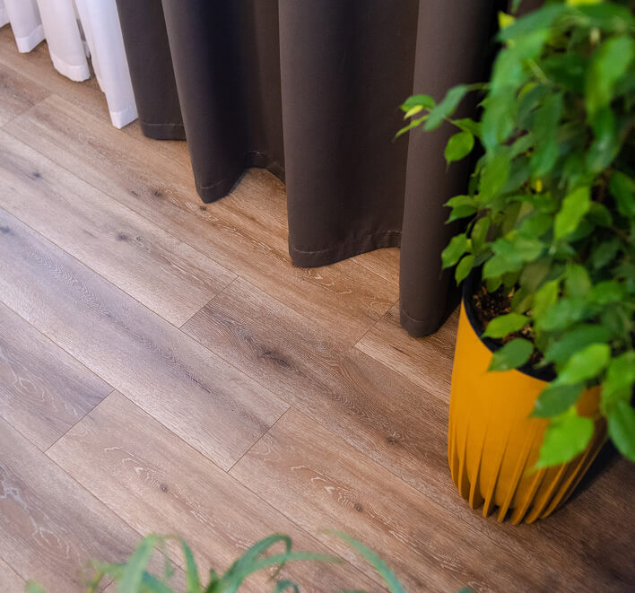 Ламинат Stone Floor в интерьере